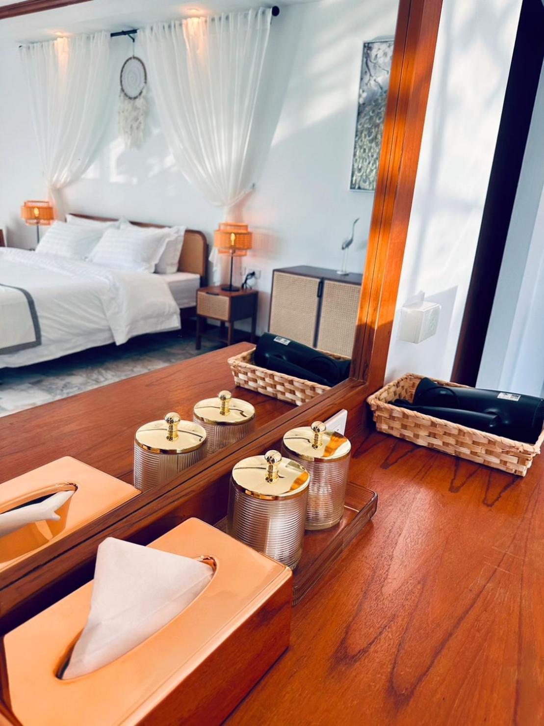Ocean Pie Phuket - Adult Only 호텔 Rawai 외부 사진